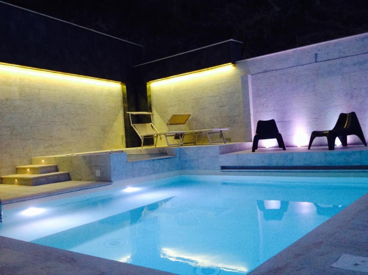 Villa 202 Luxury pool Isola Bella Taormina Exterior foto