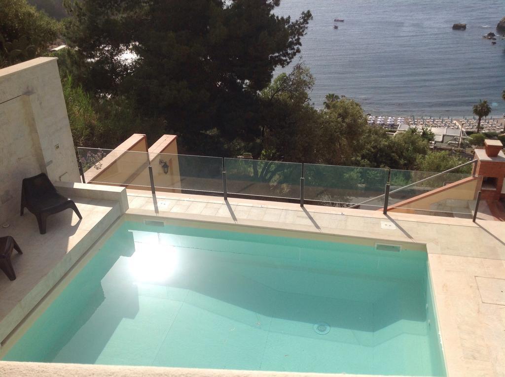 Villa 202 Luxury pool Isola Bella Taormina Habitación foto
